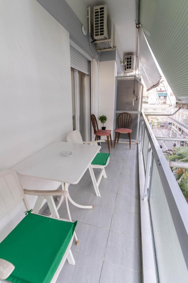 Byt Downtown Flat Larissa Exterior photo